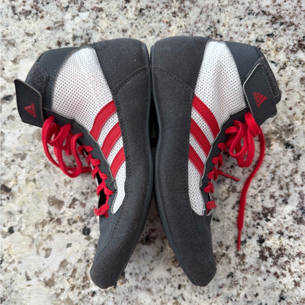Adidas youth 5.5 wrestling shoe